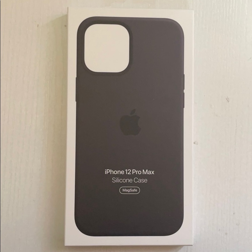 Iphone 12 Pro Max Silicone Case with Magsafe
